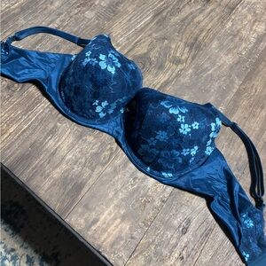 Victoria’s Secret Body by Victoria lined Demi blue lace bra ✨38DD✨